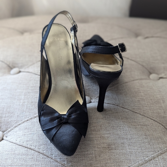 Satin Bow Pumps by Costa Blanca X - Picture 7 of 11